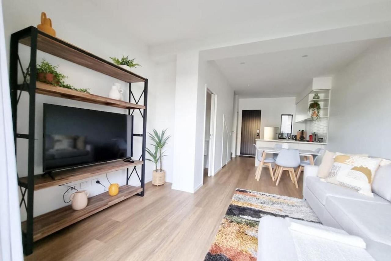 Huntington Townhouse With Patio And Parking Villa Auckland Exterior photo