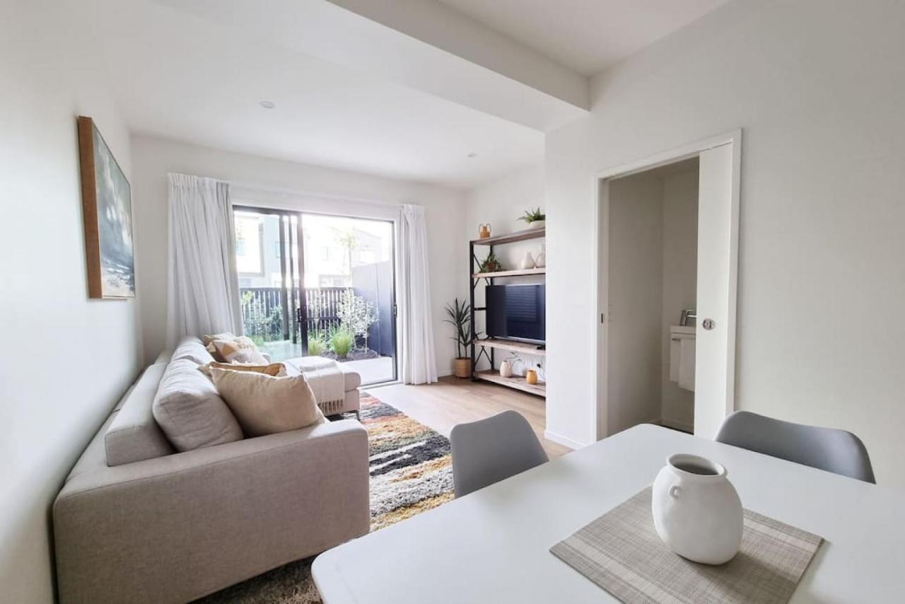 Huntington Townhouse With Patio And Parking Villa Auckland Exterior photo